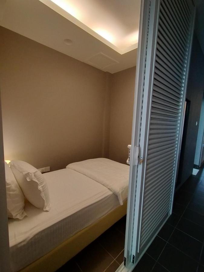 Telanai16 Lodge Bandar Seri Begawan Kültér fotó